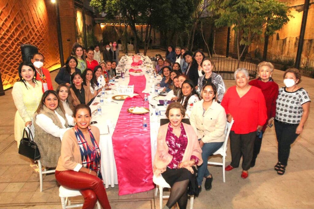 Colectivo 50+1 Oaxaca se reúne con diputadas de la LXV legislatura local y federal